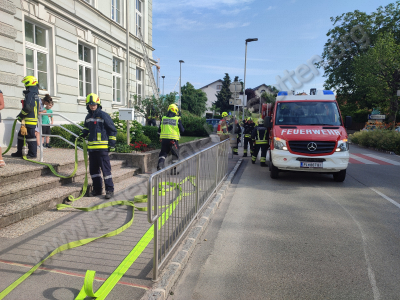 Einsatzübungen in VS Karlstetten und Neidling