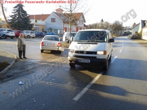 Verkehrsunfall vor den Augen der Feuerwehr